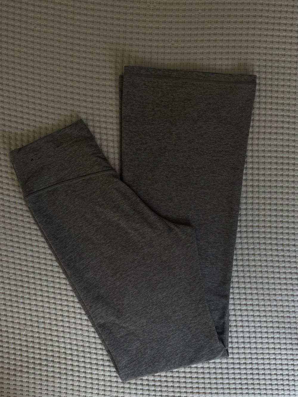 YPB Everyday Soft Flare Leggings Dark Heather Gray M